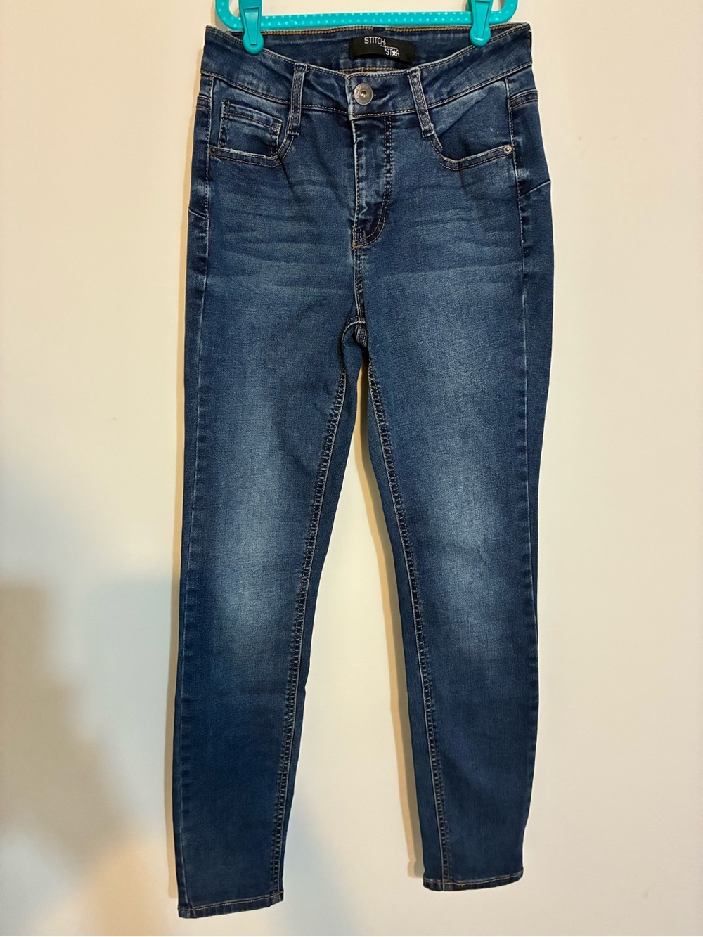 Stitch Star Stretch Skinny Jeans in Indigo Wash Size 4